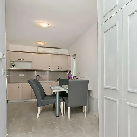 Apartments Danolic 2 Pisak